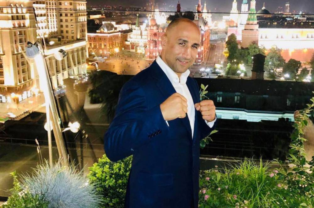 Արթուր Աբրահամը՝ նոր աղջկա ուղեկցությամբ․ բռնցքամարտիկը ընտրյա՞լ ունի Հայաստանում