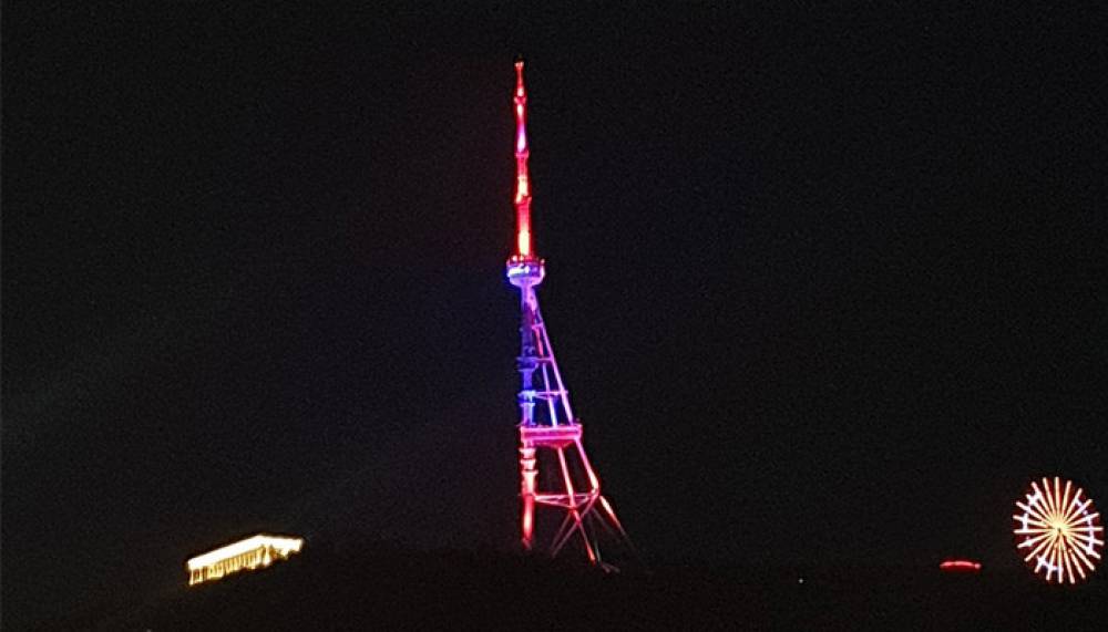 Թբիլիսիի հեռուստաաշտարակը լուսավորվել է ՀՀ դրոշի գույներով