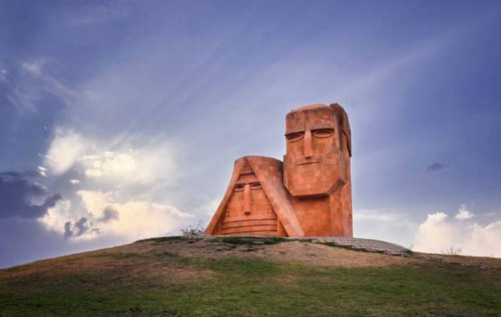 Հայաստանի իշխանությունները  Արցախը լուրջ չեն ընդունում. «Հրապրակ»