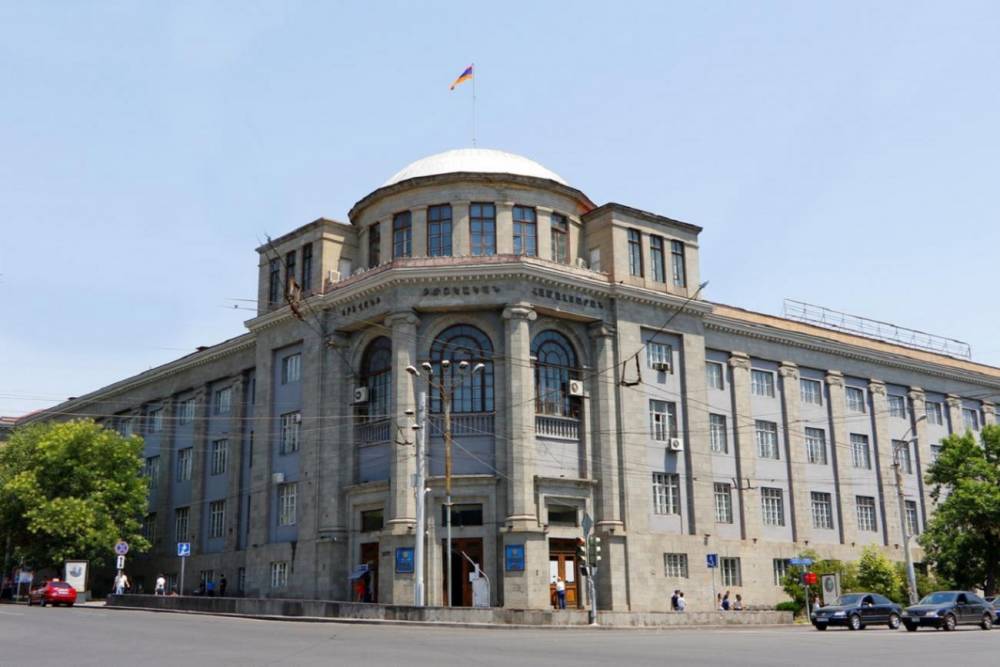 Բժշկականի ուսանողներին տարհանել են. ռпւմբի մասին шհազանգ կա