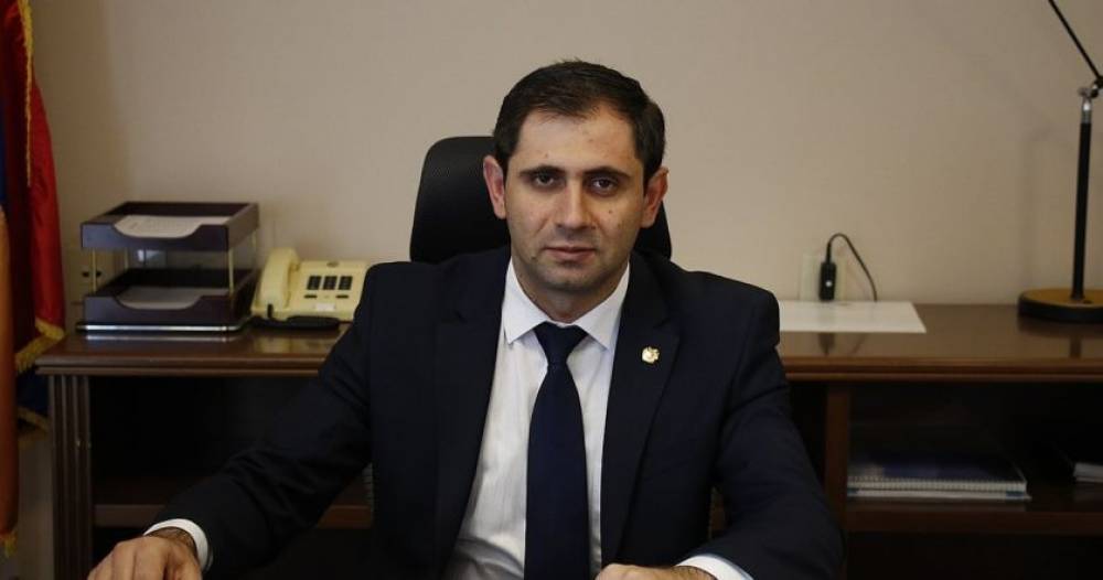 Ո՞րն է Պապիկյան Սուրիկի երազանքների բանակը, բանվորագյուղացիակա՞նը՝ 24 միլիոնանոց դասալիքներով