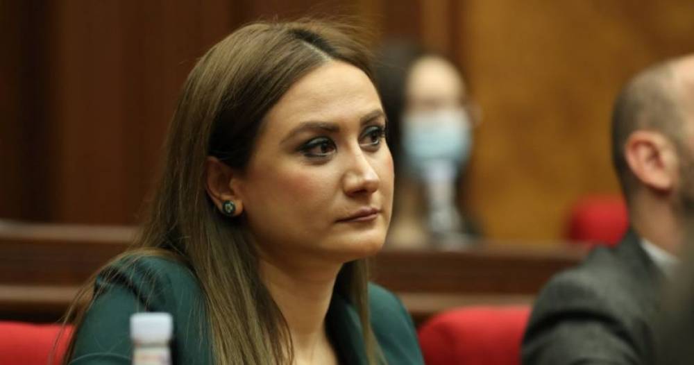 ՔՊ-ի Ջուլհակյան Արուսը հայտարարել է, թե հակամարտում են Արցախն ու Ադրբեջանը, այլ ոչ թե Հայաստանն ու Ադրբեջանը