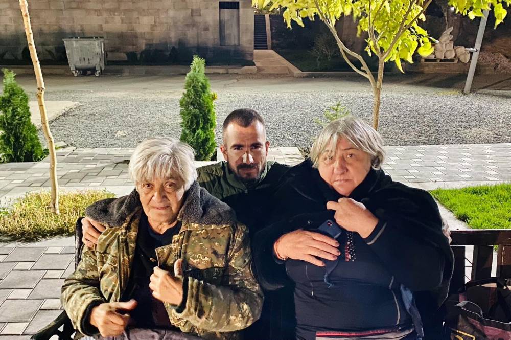 Ժամը 8-ն ա, ոչ հողատուն, ոչ էլ իր լնգուլավազներից ոչ մեկը չկան Եռաբլուրում. Արամ Գևորգյան