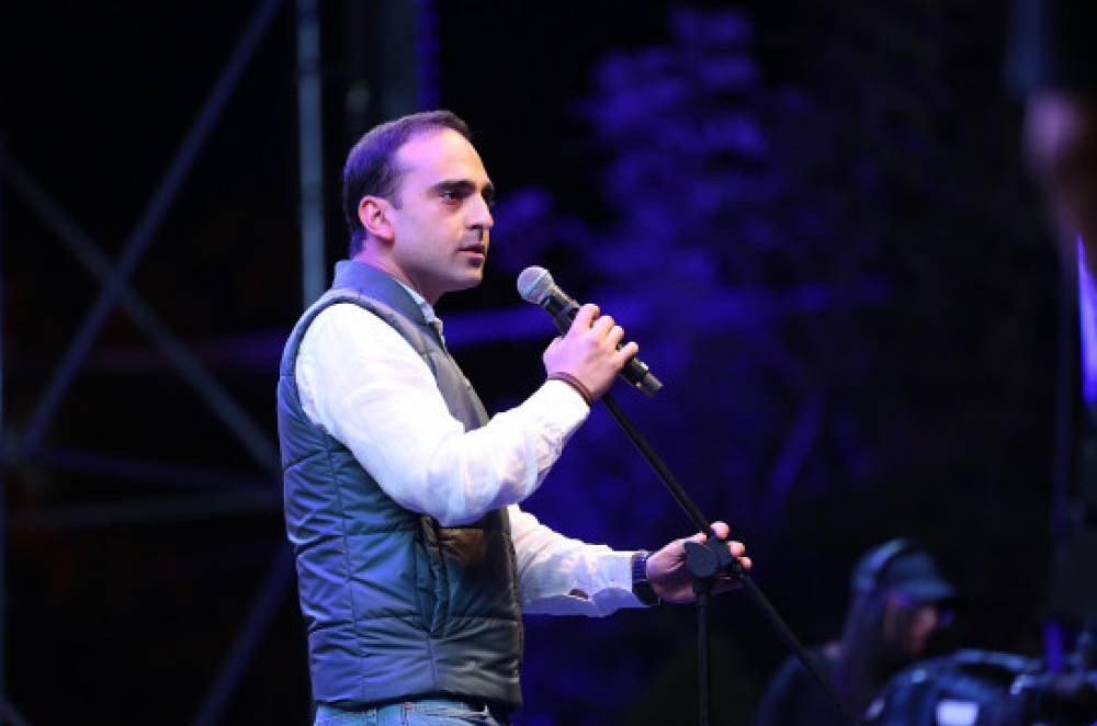 Դրսի որոշ կենտրոնների նպատակը այս ֆոնին Հայաստանում հեղաշրջում անելն է. բռնի հեղաշրջման փորձերը շատ կոշտ ձևով կասեցվելու են. Տիգրան Ավինյան