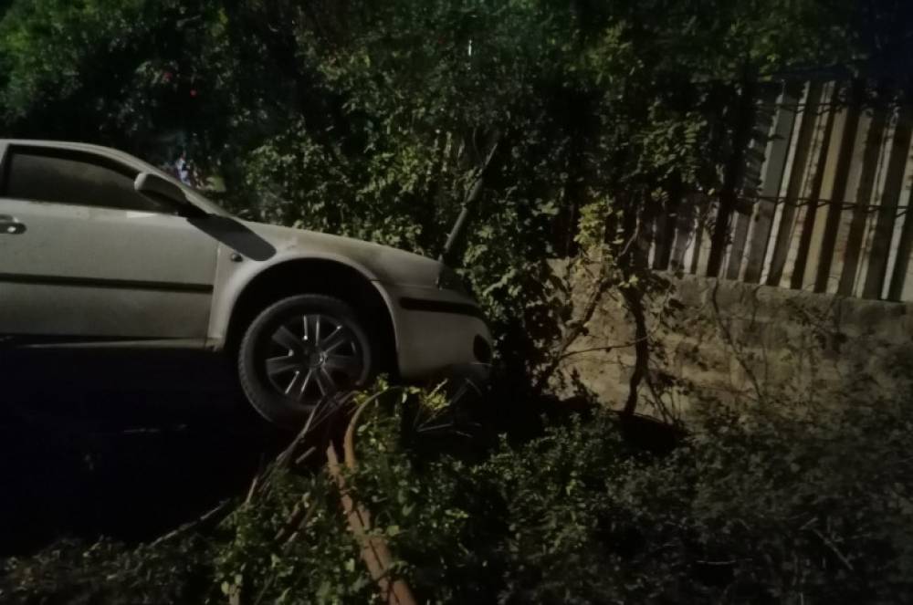Երևան-Մեղրի ավտոճանապարհին «Skoda»-ն դուրս է եկել ճանապարհի երթևեկելի հատվածից և կողաշրջվել. կան զոհեր և տուժած