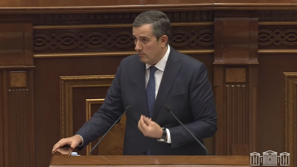 Քաղաքական գործերը մակագրվում են այն դատավորներին, որոնք հստակ քաղաքական հայացքներ են ունեցել. Գառնիկ Դանիելյանը՝ ԲԴԽ նախագահին