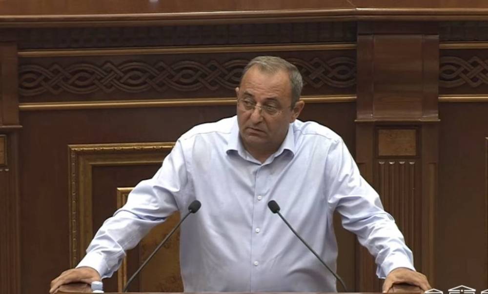 Չպետք է ընկճվել, պետք է պայքարել, քանի որ այս իշխանությունների հեռացման համար մեզնից պահանջվում է համախմբում. Արծվիկ Մինասյան