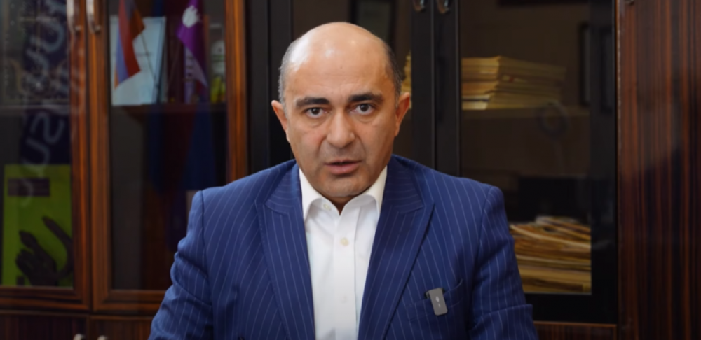 Դադարեցրեք ձեր անհեթեթ համեմատություններով, անիմաստ վախերով խարխլել Հայաստանի ու հայկականության խորհրդանիշները և ոչնչացնել մեր ինքնությունը. Մարուքյան