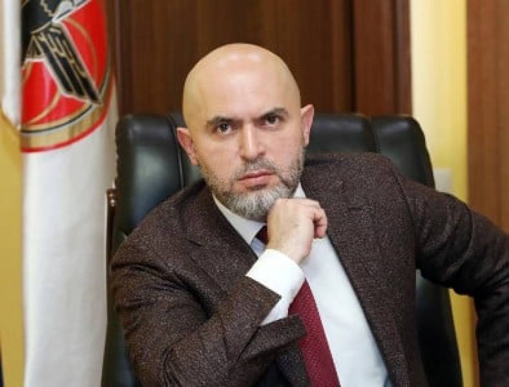 Դատարանը վերացրեց Արմեն Աշոտյանի նկատմամբ ընտրված բացակայելու արգելքը