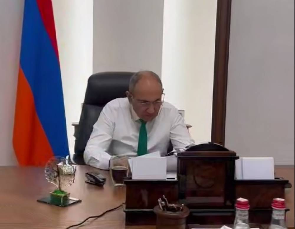 «Բարի լույս, տիկի՛ն Արուս, քո լվացքը չորացել է»․ Փաշինյանի նոր տեսանյութն ու խորհուրդը