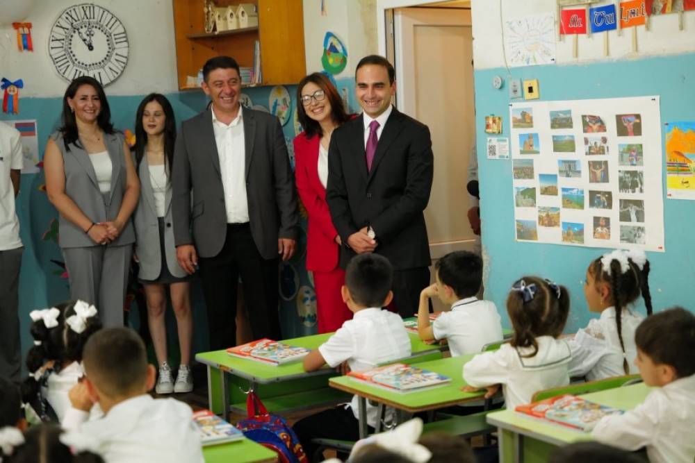 Նոր ուսումնական տարվա մեկնարկը ոչ միայն յուրաքանչյուր ընտանիքի տոն է, այլև Երևանի տոնն է․ Ավինյան