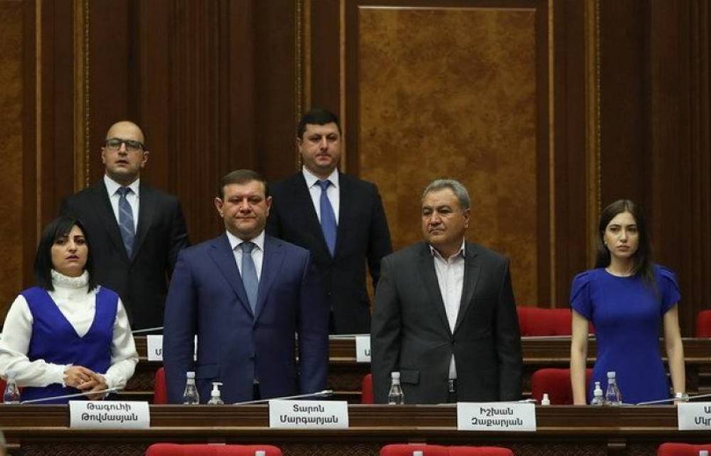 Սեպտեմբերի 26-ին «Պատիվ ունեմ» խմբակցության որոշմամբ կհրավիրվեն խորհրդարանական լսումներ