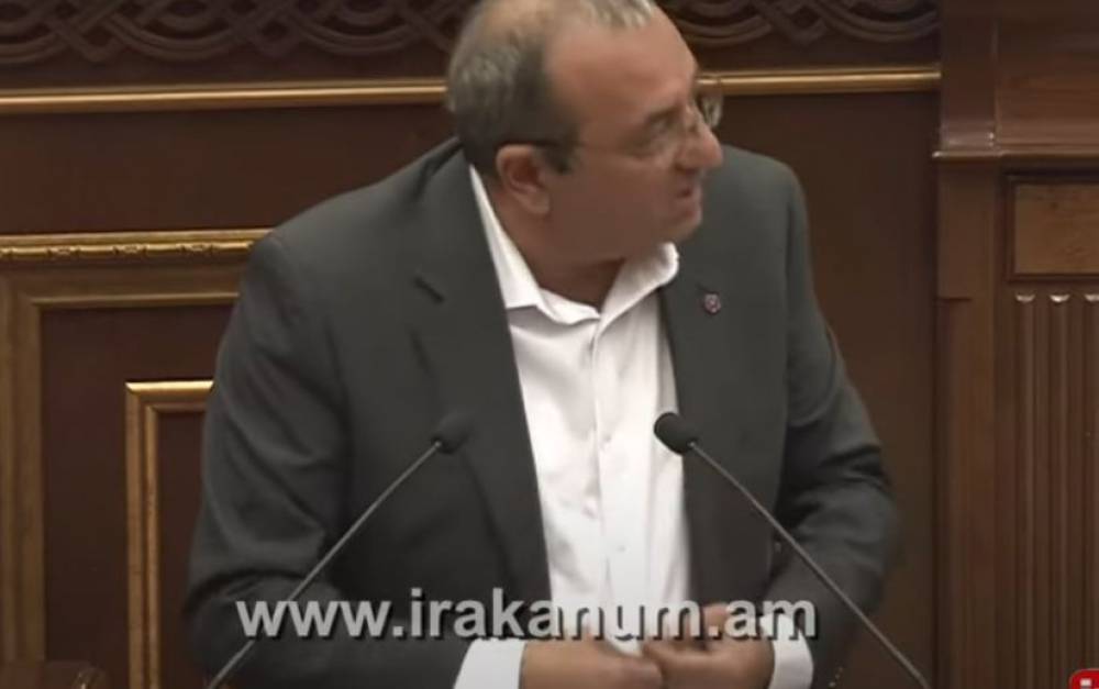 Բերեք մշակեք, նոր գնացեք փոփոխության. Արծվիկ Մինասյանը բորբոքվեց