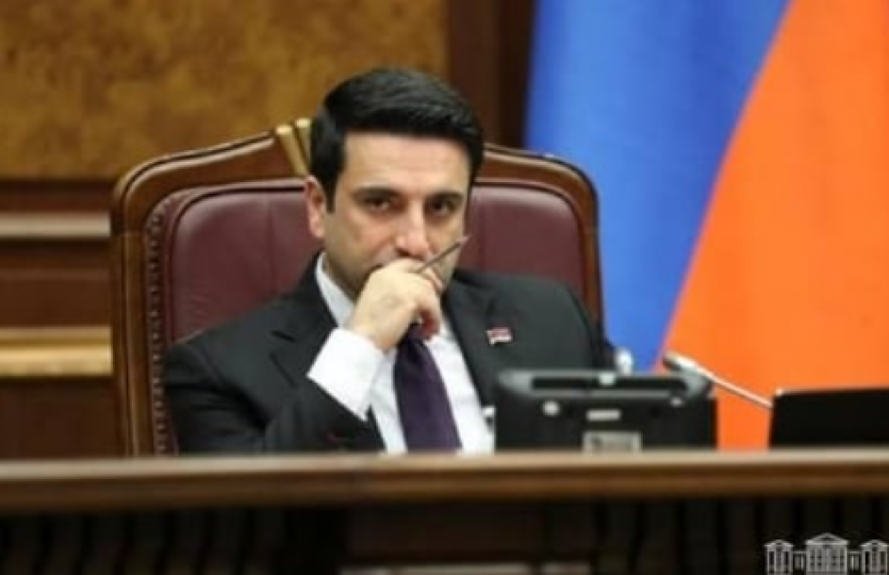 ՔՊ-ում իրավիճակը բավականին լարված է, թիմը եռում է ներսից. Ալենին ազարտը լրիվ տարել է. «Իրավունք»