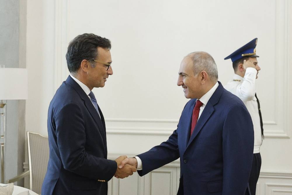 Փաշինյանը Պերեստրելլոյի հետ մտքեր է փոխանակել տարածաշրջանում խաղաղության մասին