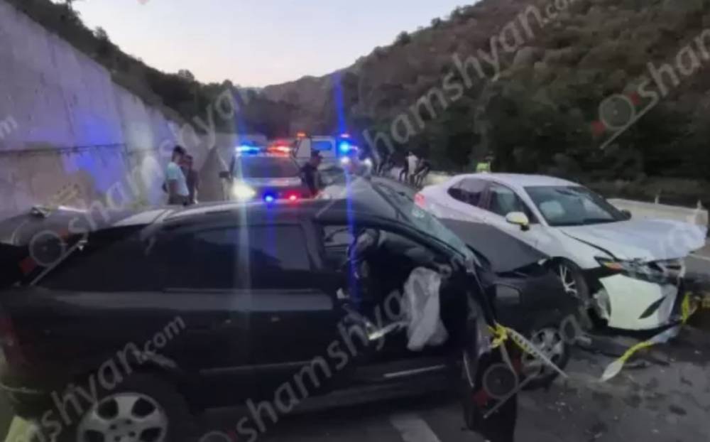 Վթար՝ Լոռու մարզում․ վարորդները և ուղևորները տեղափոխվել են հիվանդանոց