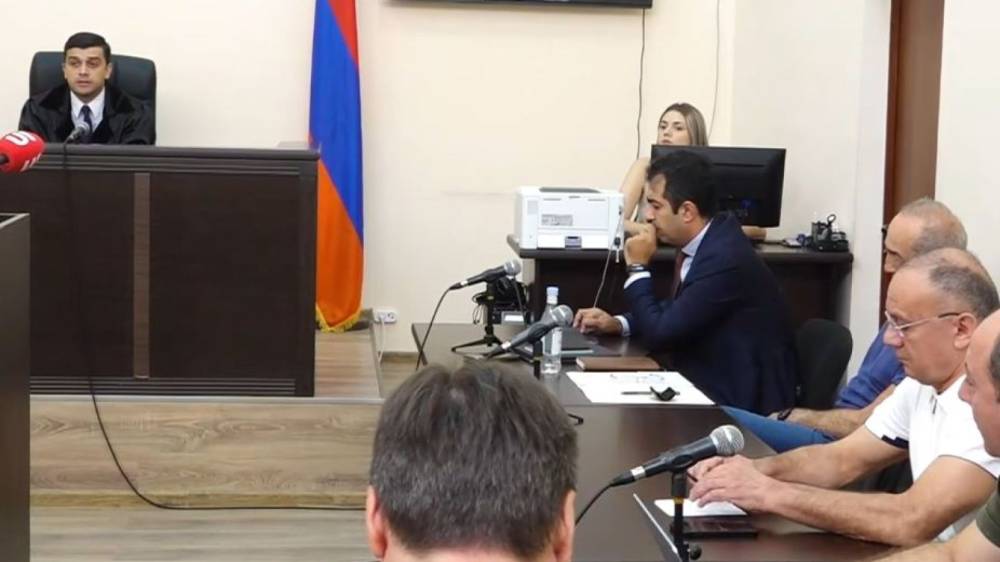 Դատարանը Օհանյանի, Գևորգյանի և Խաչատուրովի նկատմամբ որևէ խափանման միջոց չկիրառեց