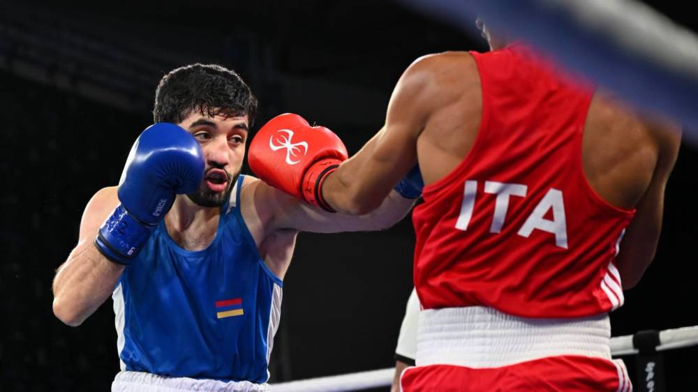Բռնցքամարտիկ Արթուր Բազեյանը 2-րդ հաղթանակն է տոնել Բուլղարիայում ընթացող Եվրոպայի առաջնությունում՝ դուրս գալով ¼ եզրափակիչ