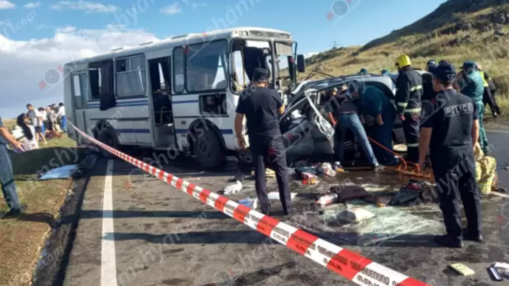 Քուչակ-Ապարան ավտոճանապարհին 5 մարդու կյանք խլած ողբերգական վթարի դեպքով քրեական վարույթ է հարուցվել. ՔԿ