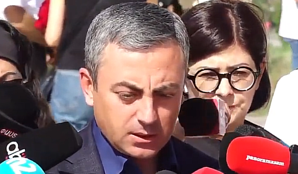 «Նիկոլը էն մարդը չէ, որ բան ասի, կամ որոշի». Սաղաթելյանի կոշտ քննադատությունը