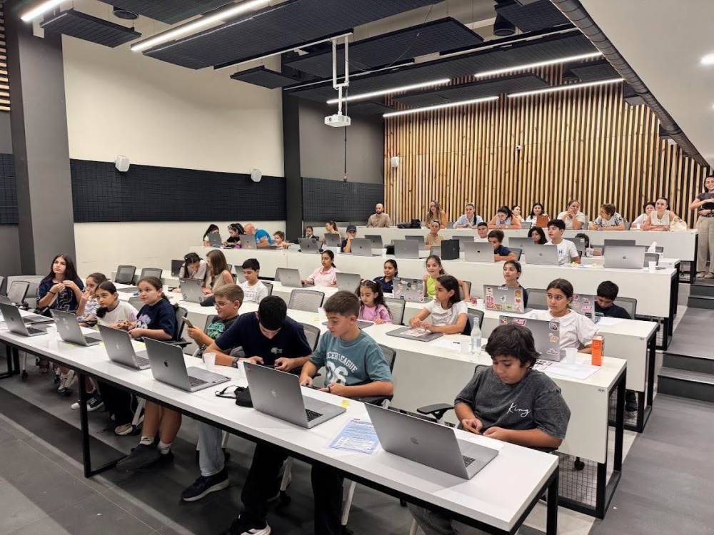 Յունիբանկը և Picsart Academy-ն երեխաների համար անցկացրին «Գիտելիքի օր»
