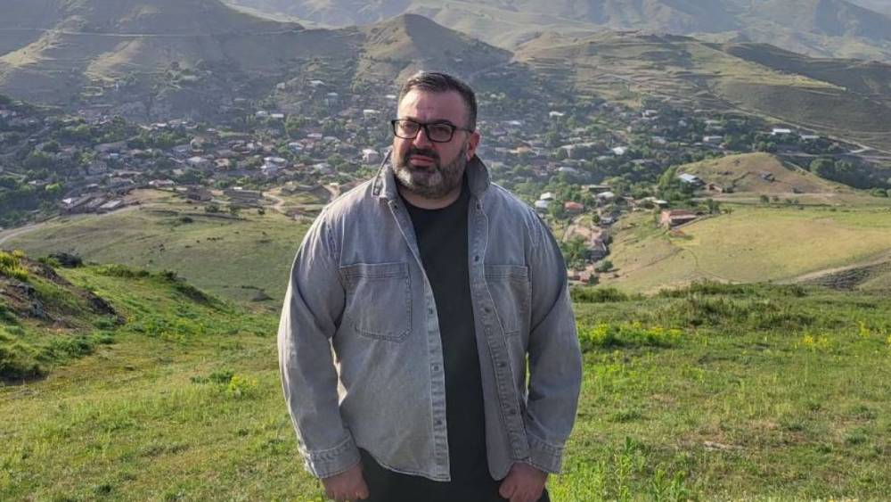 Ձմերուկ սառեցնելու սովորույթը պետք է դուրս գա, իսկ ատամները պետք է լվանալ առանց ծորակը բացելու. Դանիելյանը՝ Փաշինյանի խորհուրդների մասին